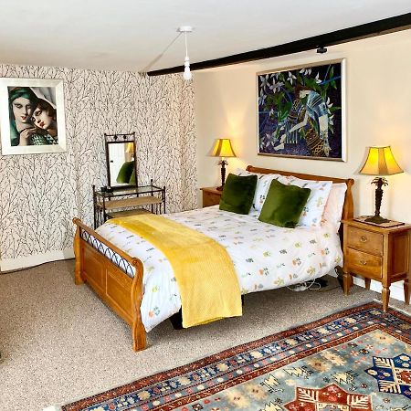 Lala Mundi Bed & Breakfast Brading Exterior photo
