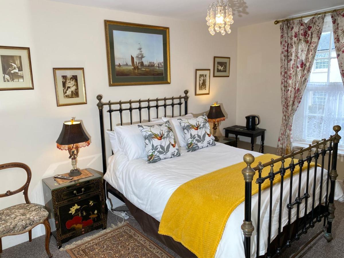 Lala Mundi Bed & Breakfast Brading Exterior photo
